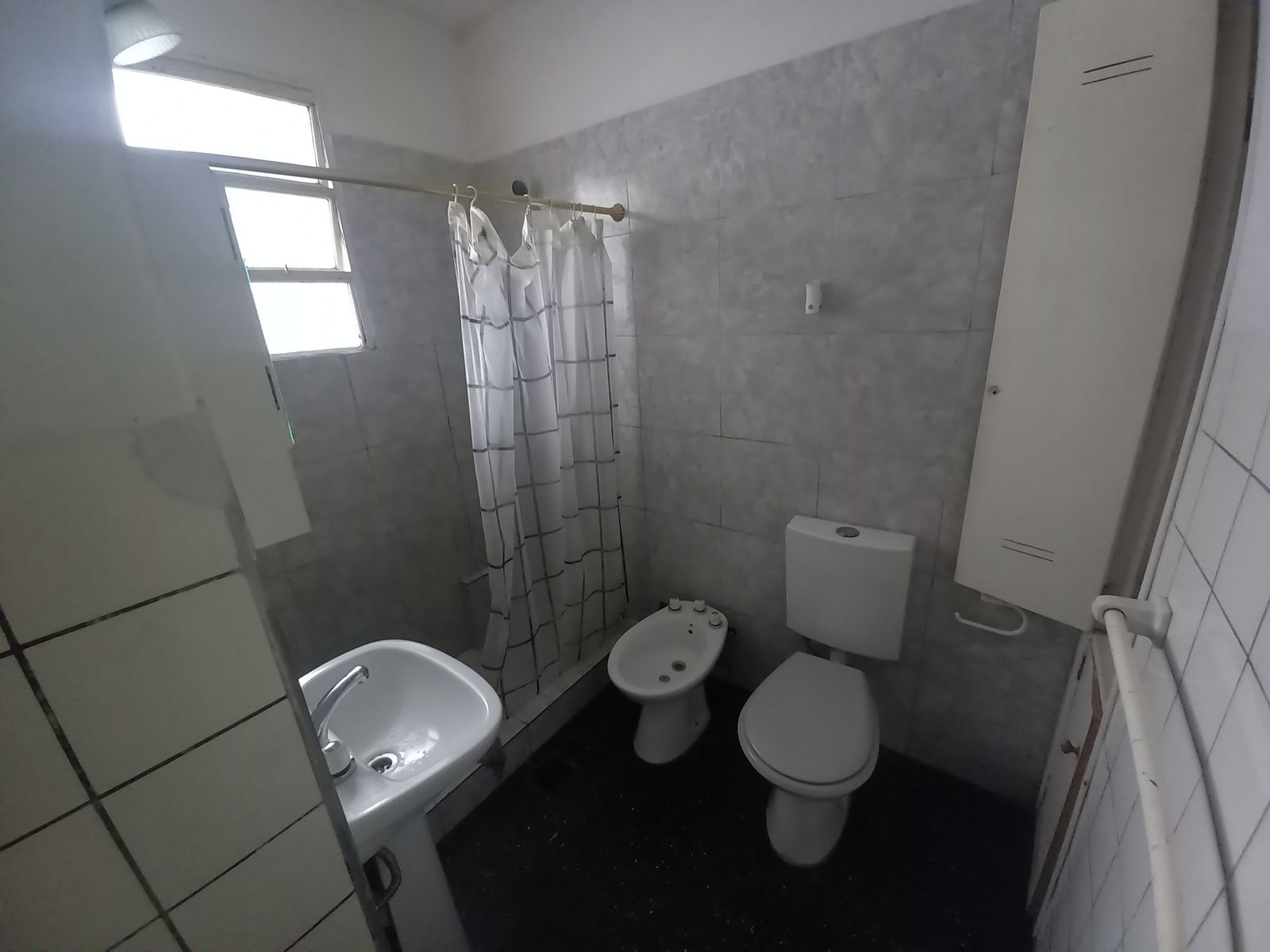 Home alquila amplio departamemto un dormitorio con placard, livingcomedor, cocina y lavadero separado en pleno microcentro rosario -Sarmiento y Rioja - 9