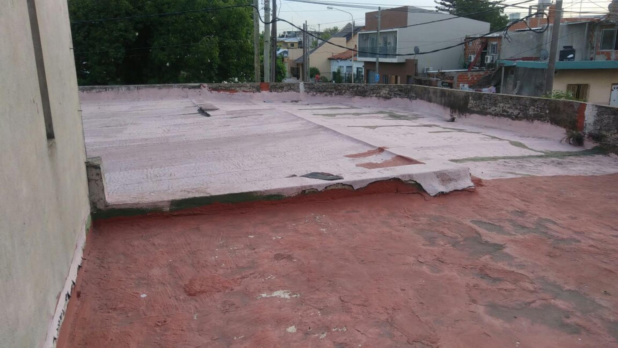 Casa a reciclar + local en esquina. Escucha ofertas — foto 6