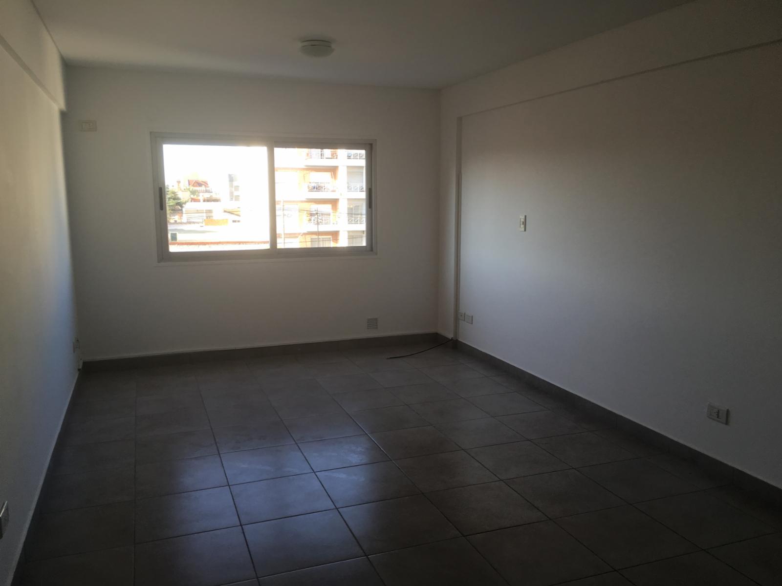 Excelente monoambiente a una cuadra Av Villegas — foto 11