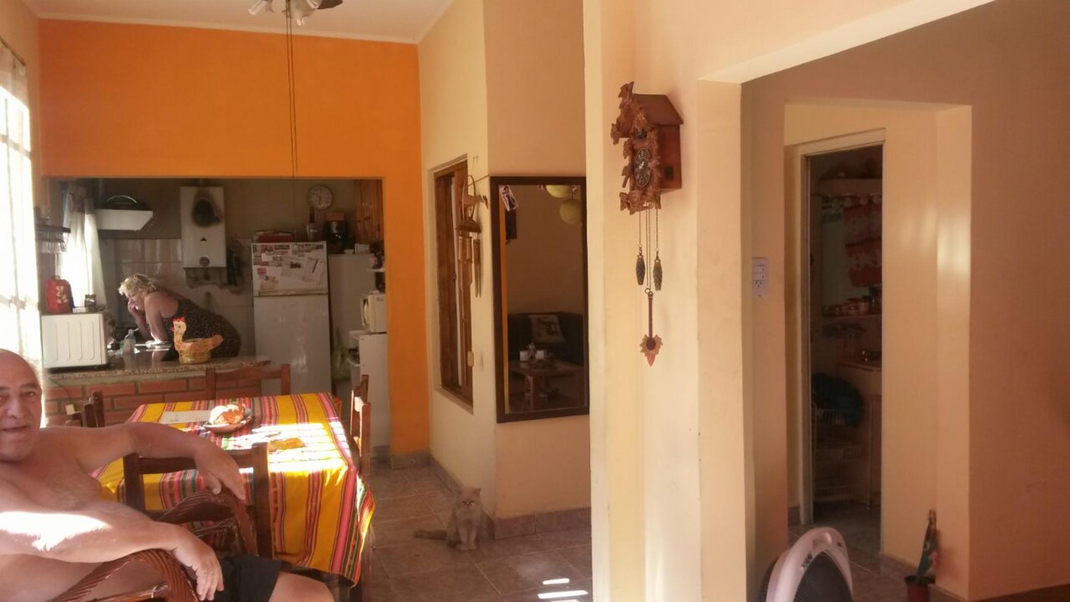 PH de 2 ambientes al contra frente mas departamento de 2 ambientes en planta alta — foto 5