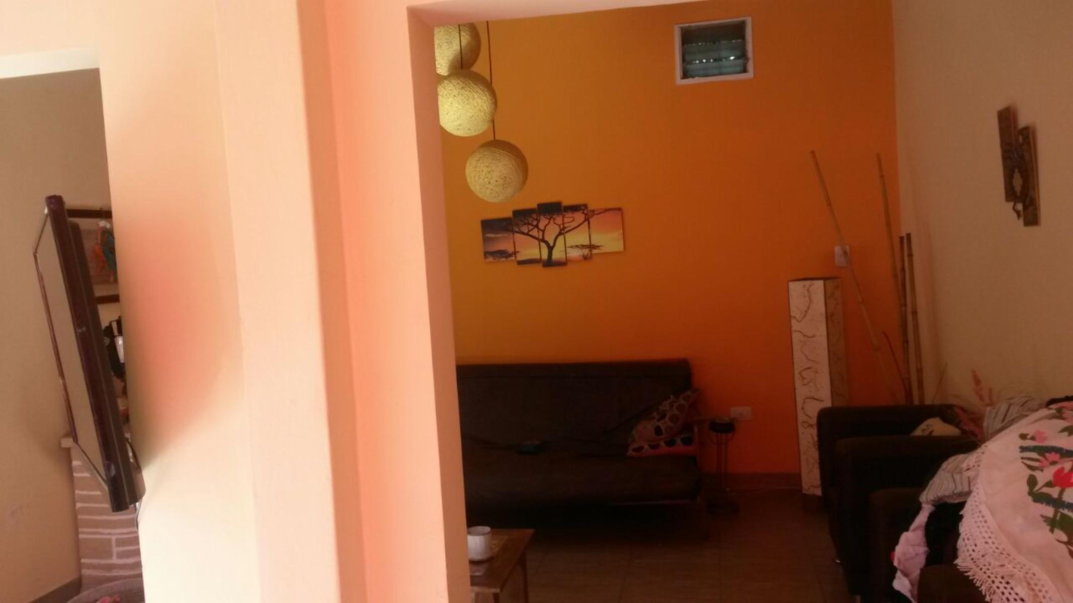 PH de 2 ambientes al contra frente mas departamento de 2 ambientes en planta alta — foto 9