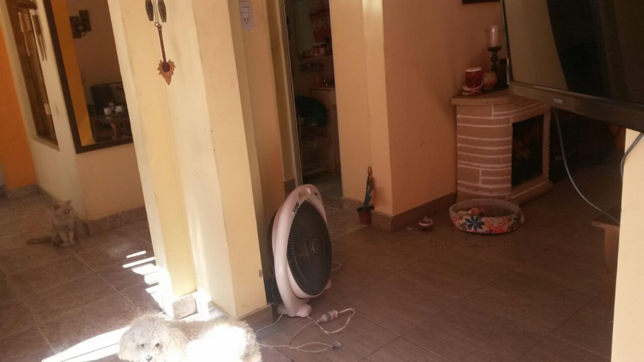 PH de 2 ambientes al contra frente mas departamento de 2 ambientes en planta alta — foto 10