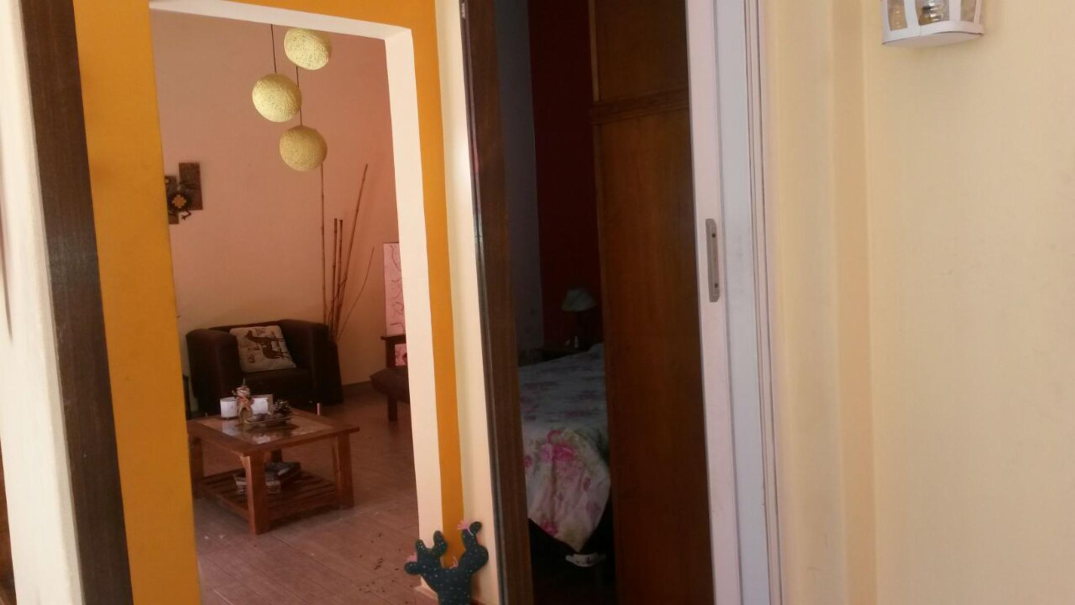 PH de 2 ambientes al contra frente mas departamento de 2 ambientes en planta alta — foto 11