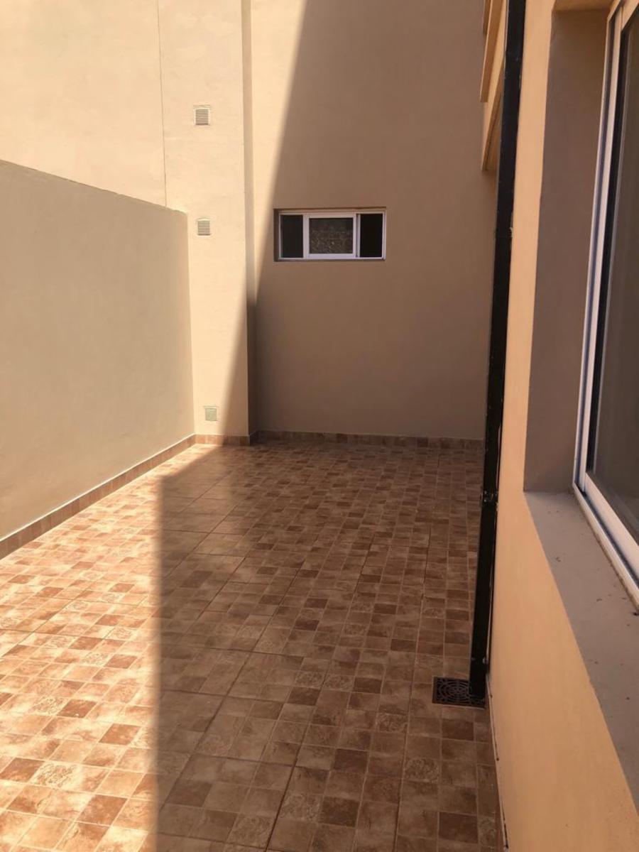 Departamento de 2 ambientes en planta baja con patio y dos cocheras — foto 4