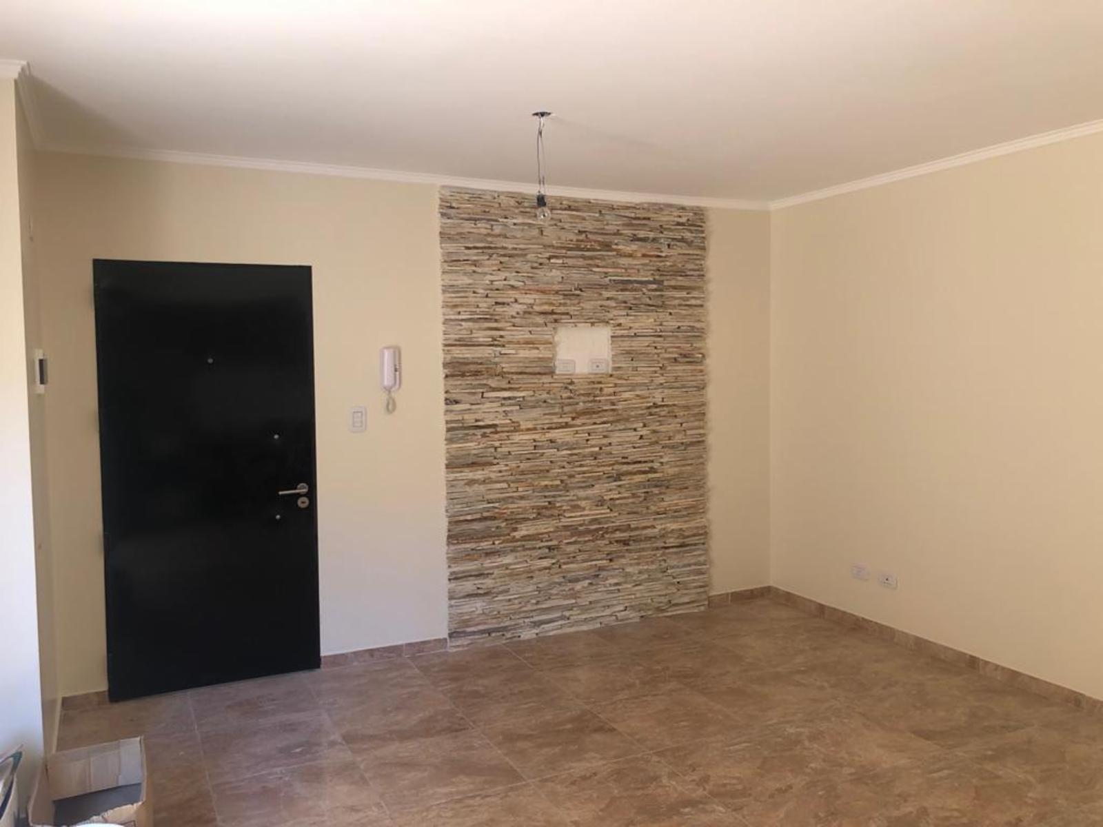 Departamento de 2 ambientes en planta baja con patio y dos cocheras — foto 15