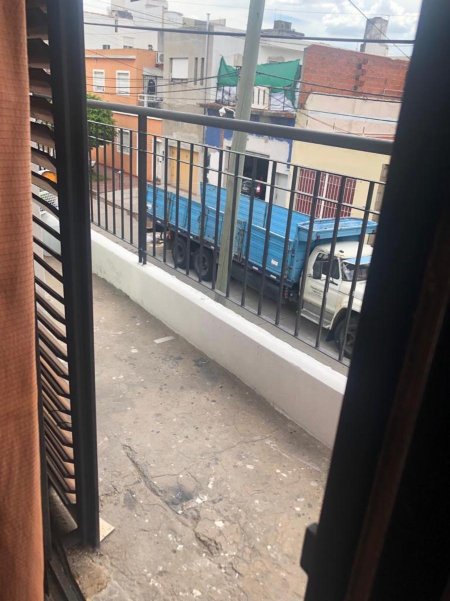 PH en primer piso de 4 ambientes