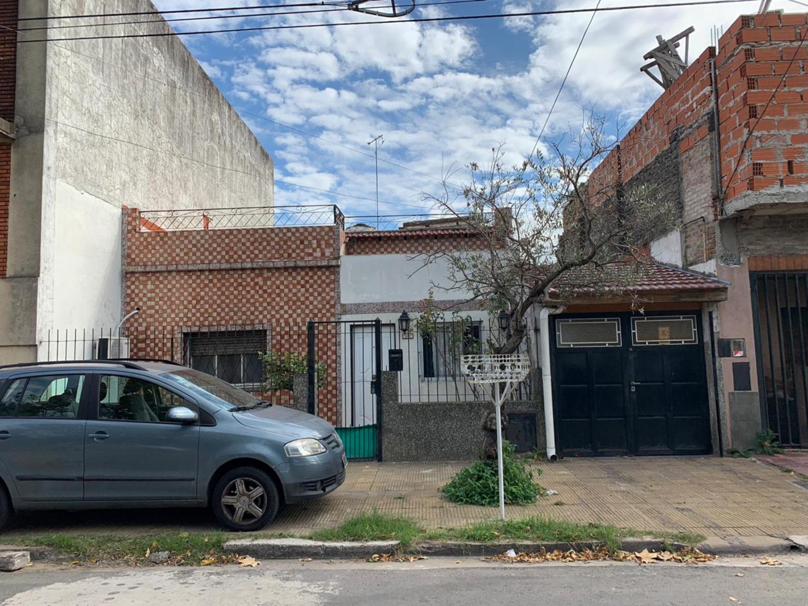Casa de 3 ambientes lote propio
