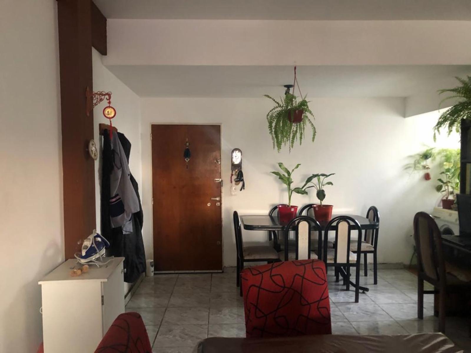 Departamento 4 ambientes en segundo piso contra frente. — foto 6