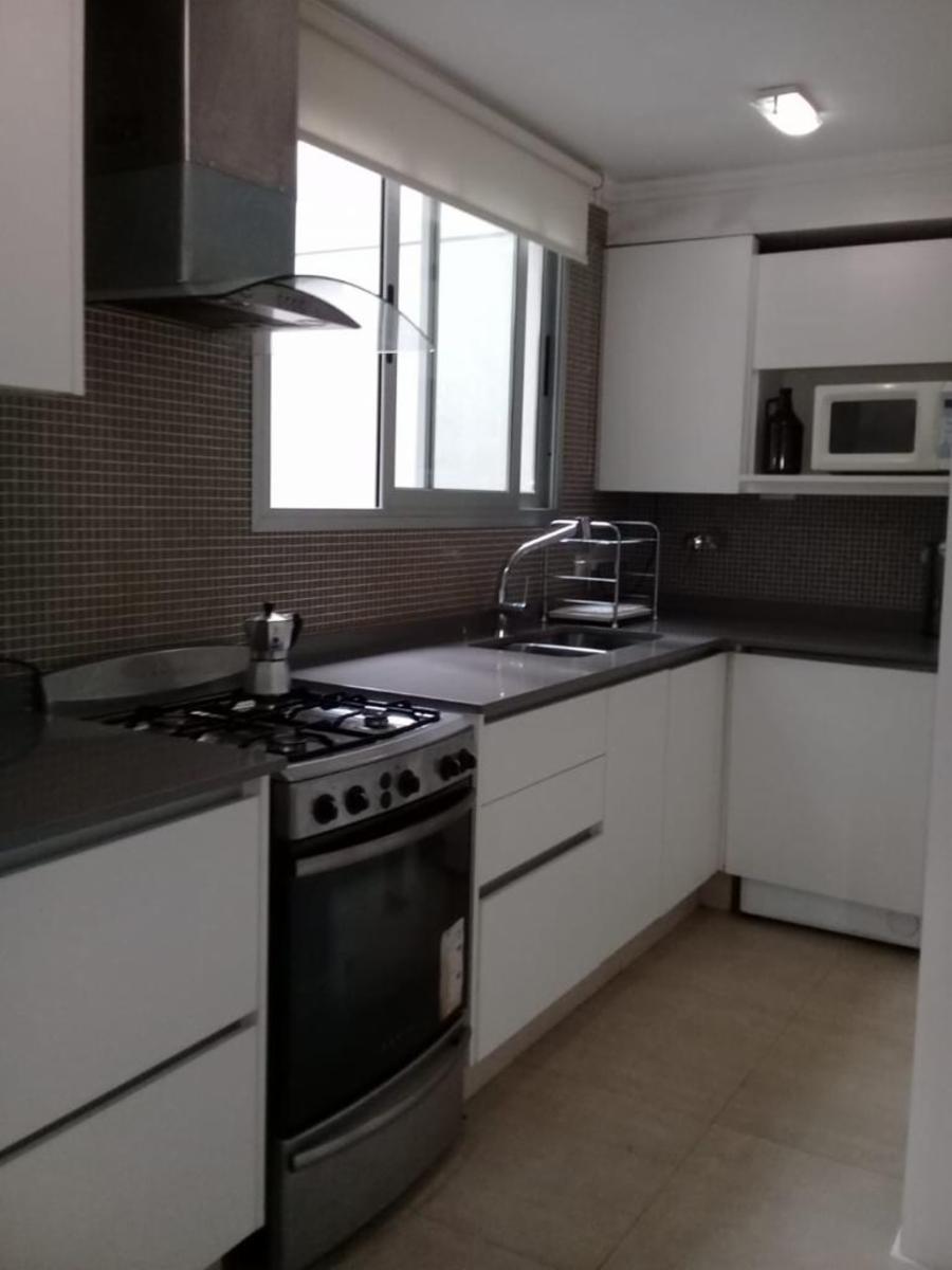 Departamento tres ambientes de categoria con cochera — foto 2
