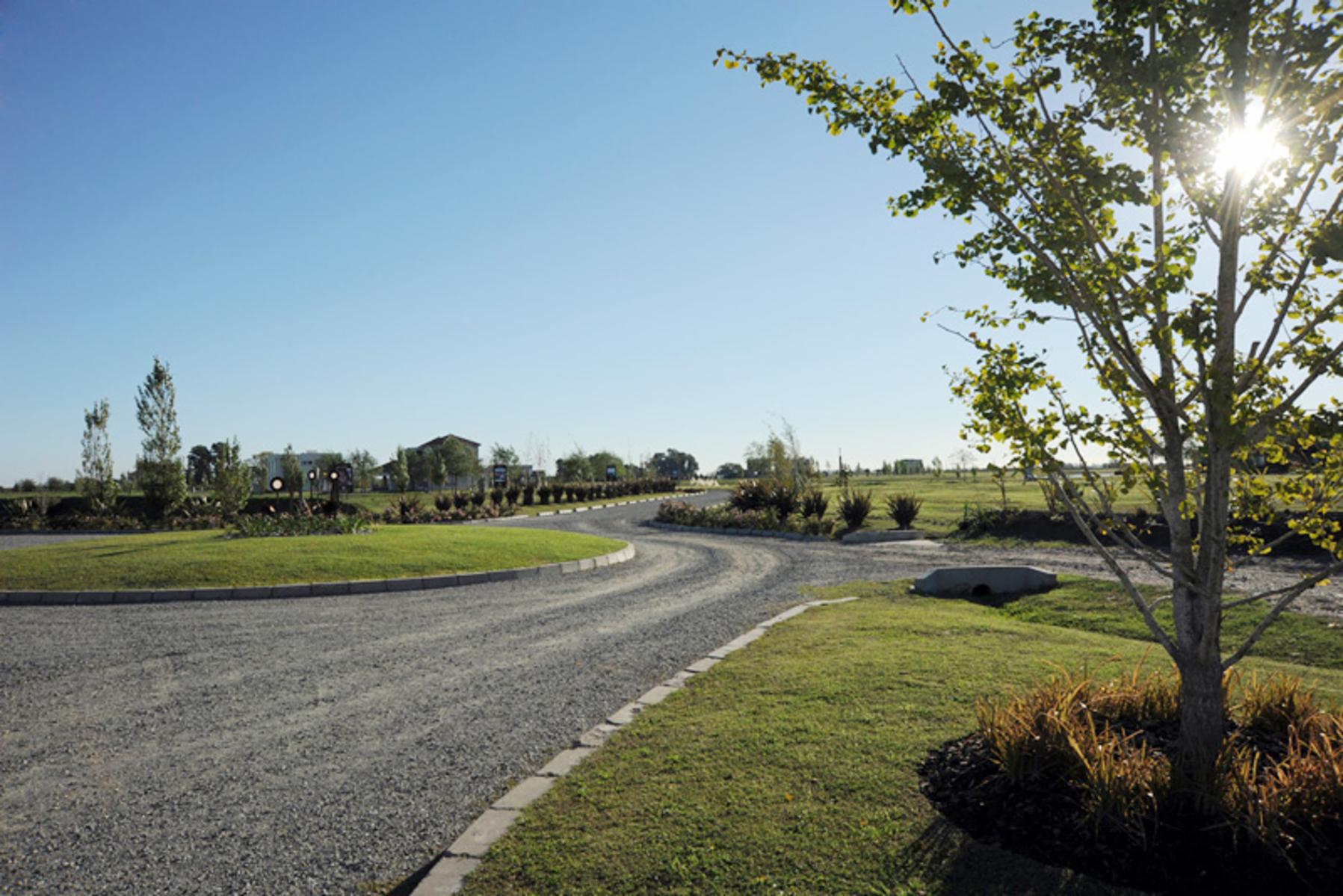 Lote de 1200 m2 en Club de Campo La Faustina - 6