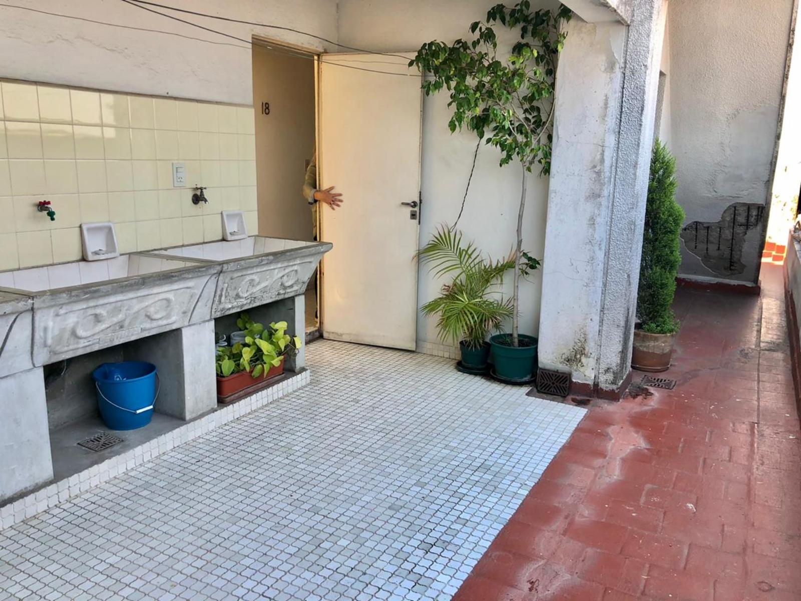 Excelente departamento de 2 ambientes en el centro de Ramos Mejia — foto 15