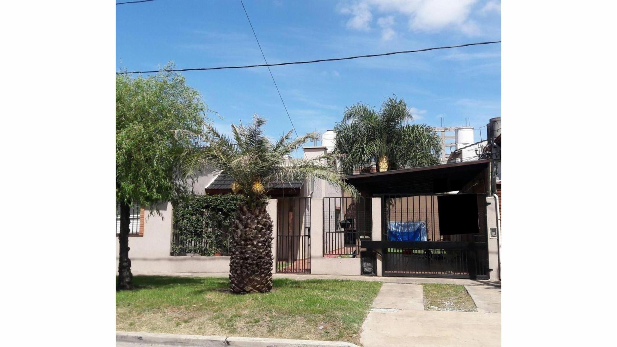 Excelente casa de 4 ambientes, sobre lote de 12 x 20