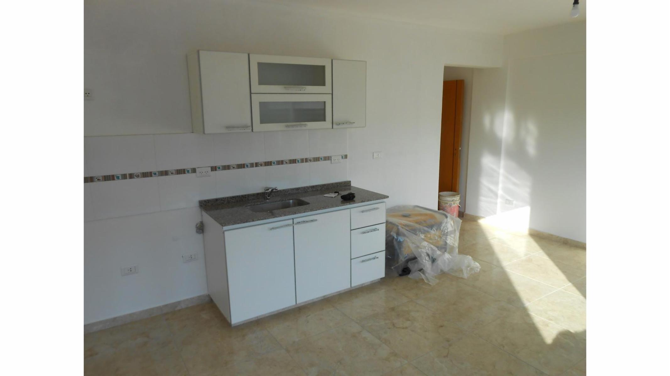 Departamentos de 2 ambientes en pozo al frente con balcon — foto 15