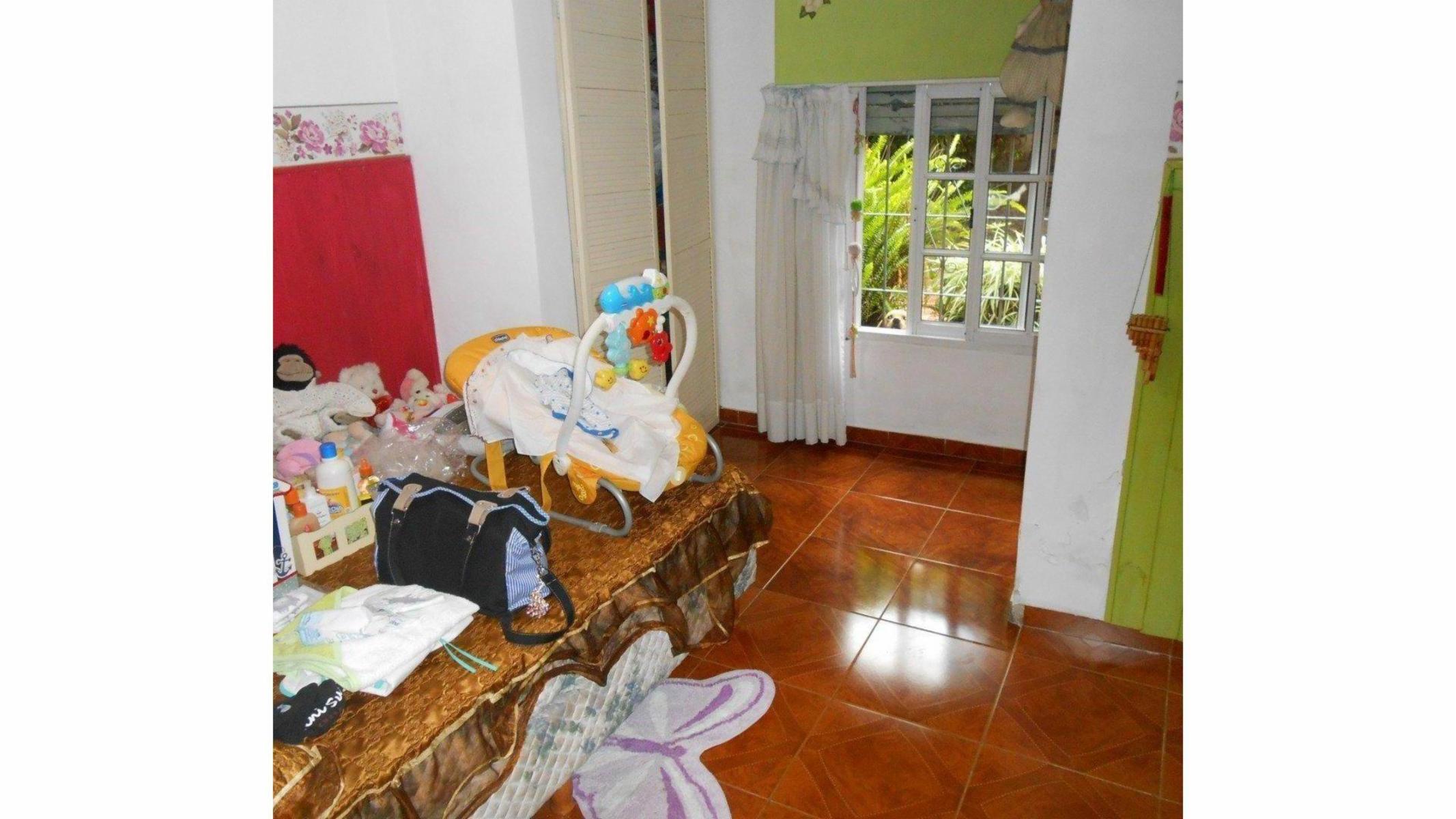 Casa de 3 ambientes sobre lote propio con garaje y amplio patio — foto 3