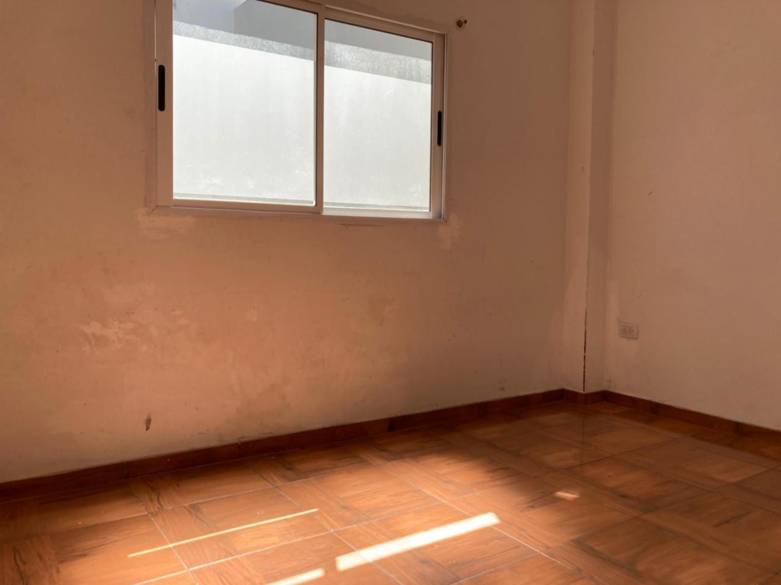 DEPARTAMENTO DE 3 AMBIENTES AL FRENTE CON PATIO — foto 7