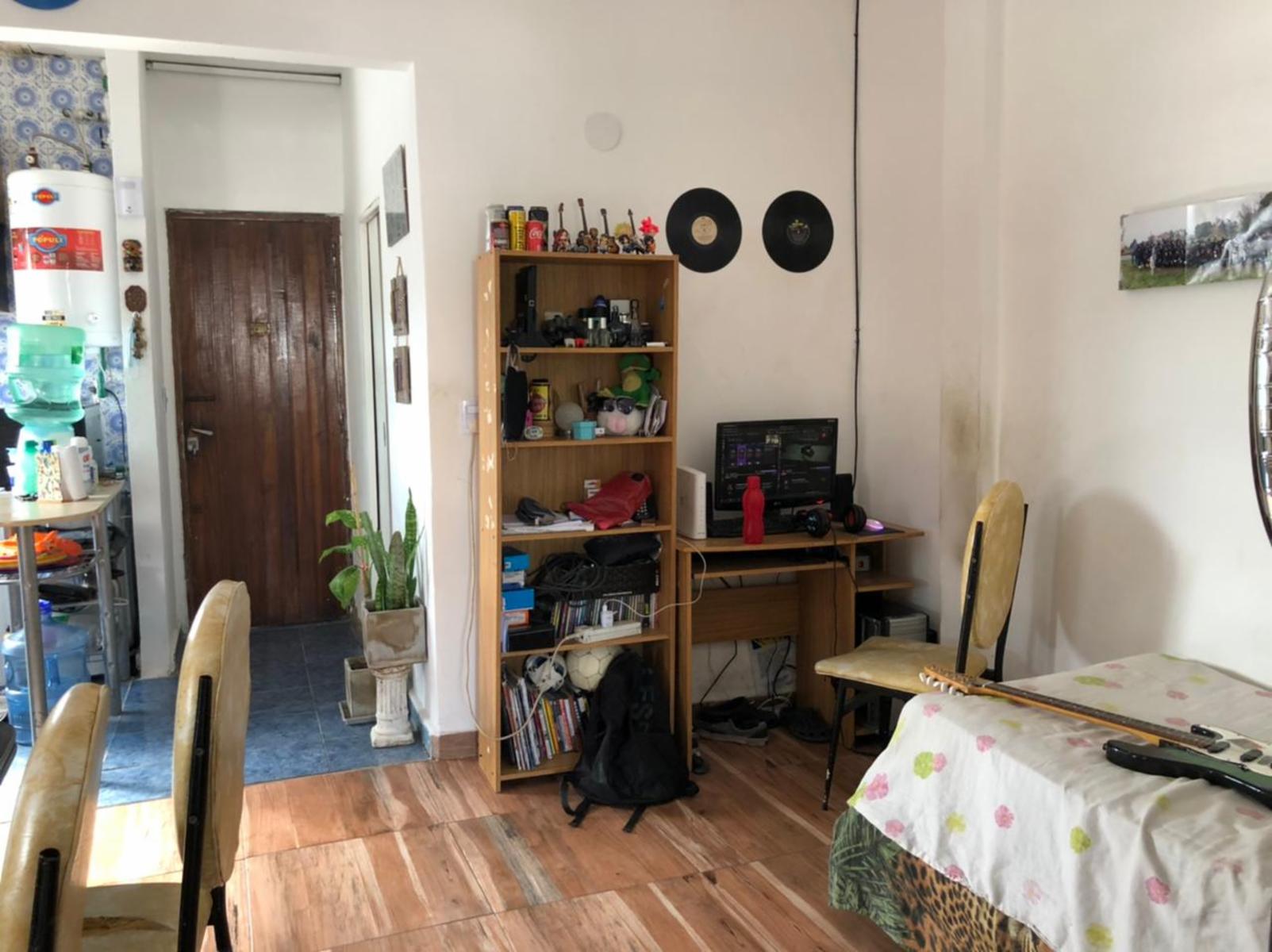 Amplio departamento dos ambientes con balcon — foto 6