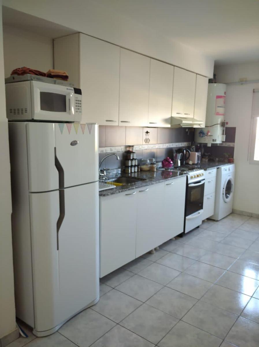 DEPARTAMENTO DOS AMBIENTES CON BALCON, FINANCIA Y ESCUCHA OFERTAS — foto 4