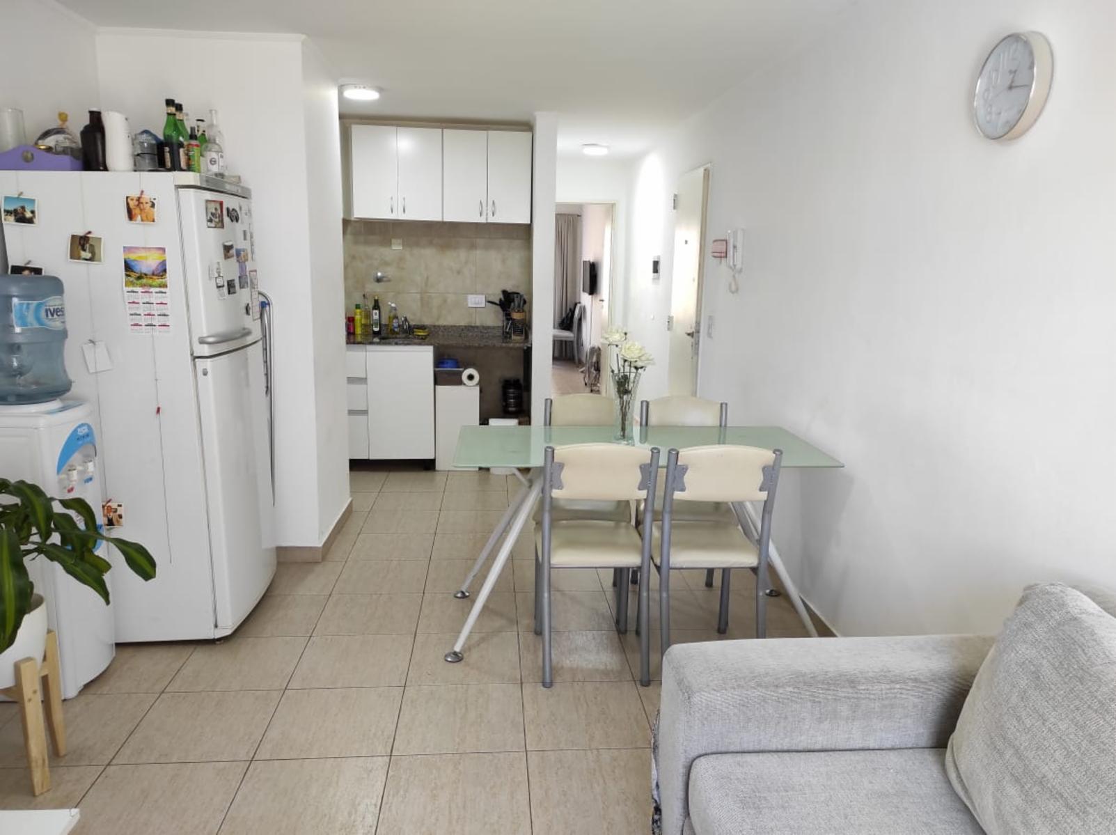 Departamento dos ambientes en planta baja con bajas expensas — foto 5