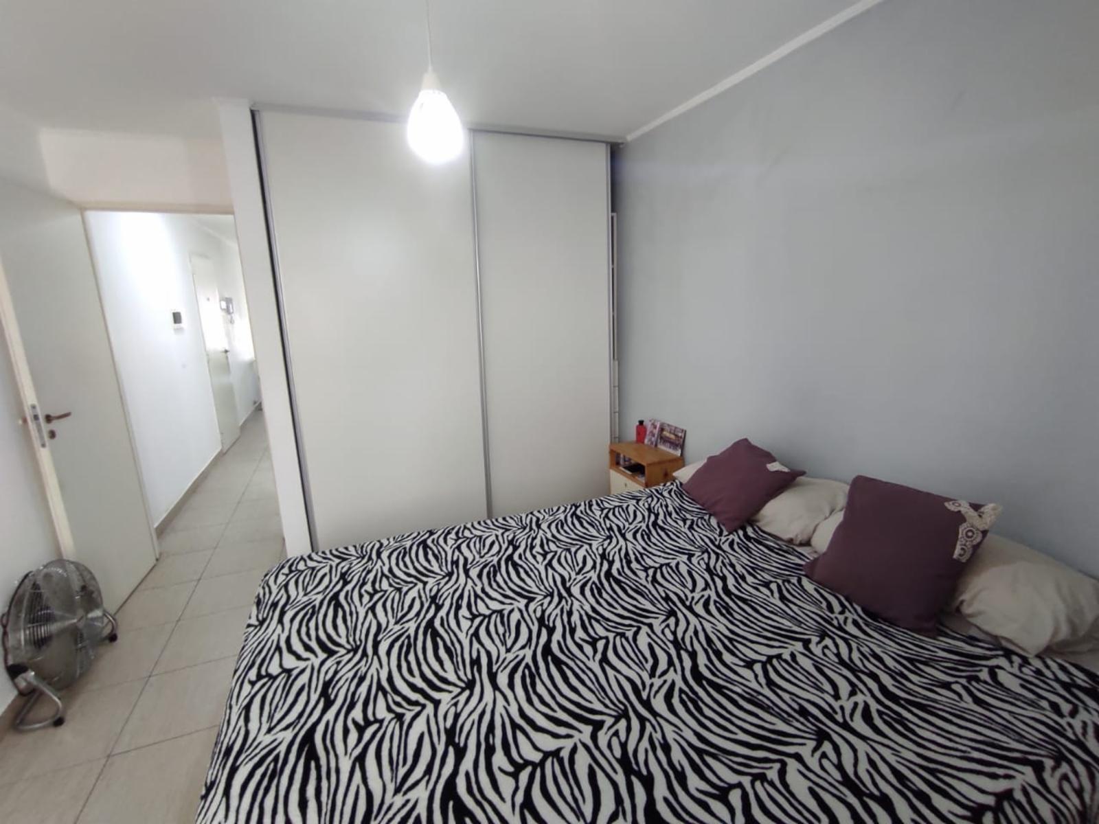 Departamento dos ambientes en planta baja con bajas expensas — foto 9