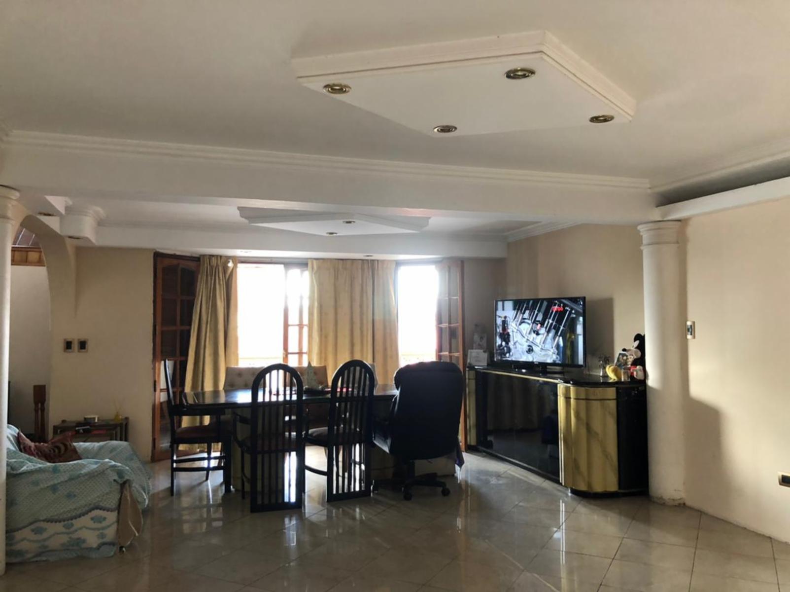 PH cinco ambientes independiente en primer piso con patio — foto 3