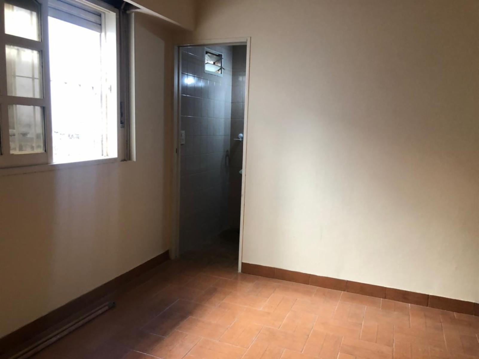 ph tres ambientes reciclado a nuevo con patio y sin expensas — foto 7
