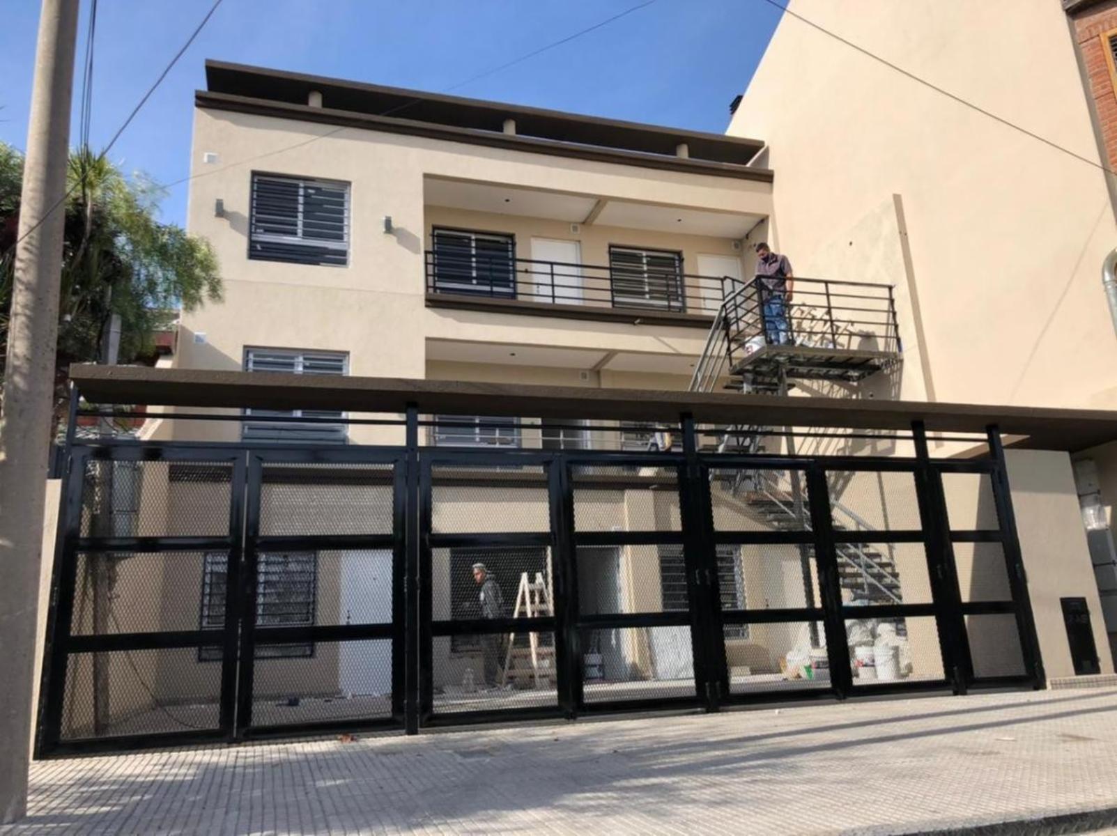 Departamentos de 2 Ambientes con Balcon en San Justo
