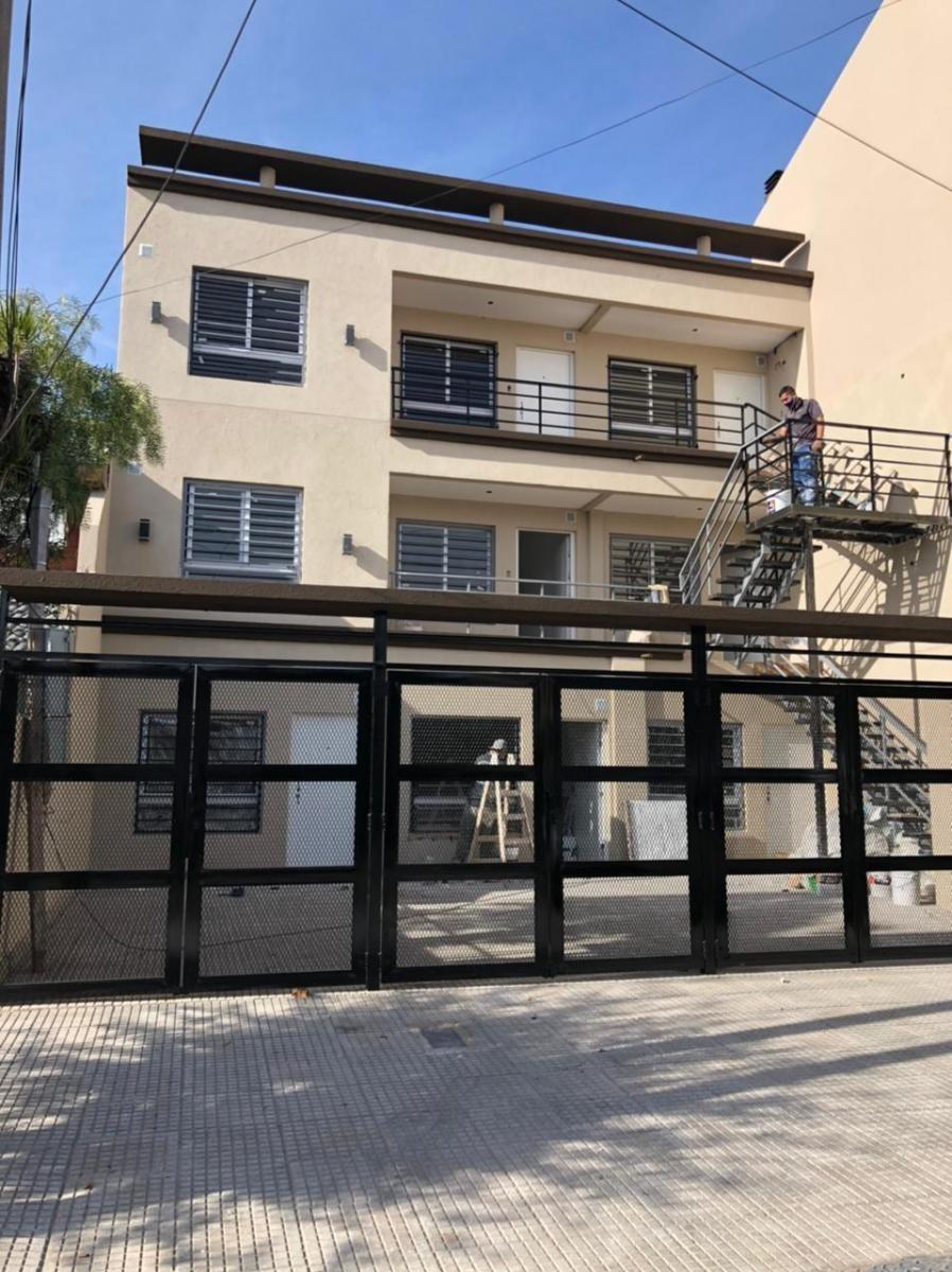 Departamentos de 2 Ambientes con Balcon en San Justo — foto 3