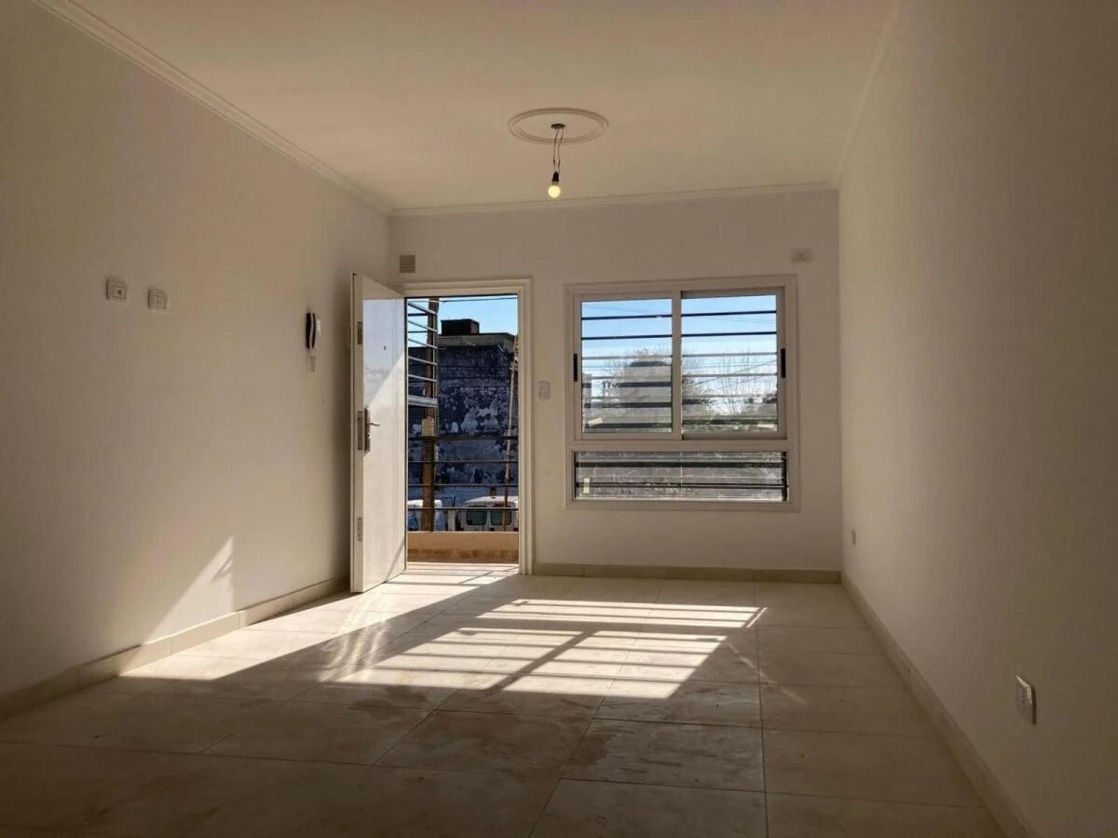 Departamentos de 2 Ambientes con Balcon en San Justo — foto 9