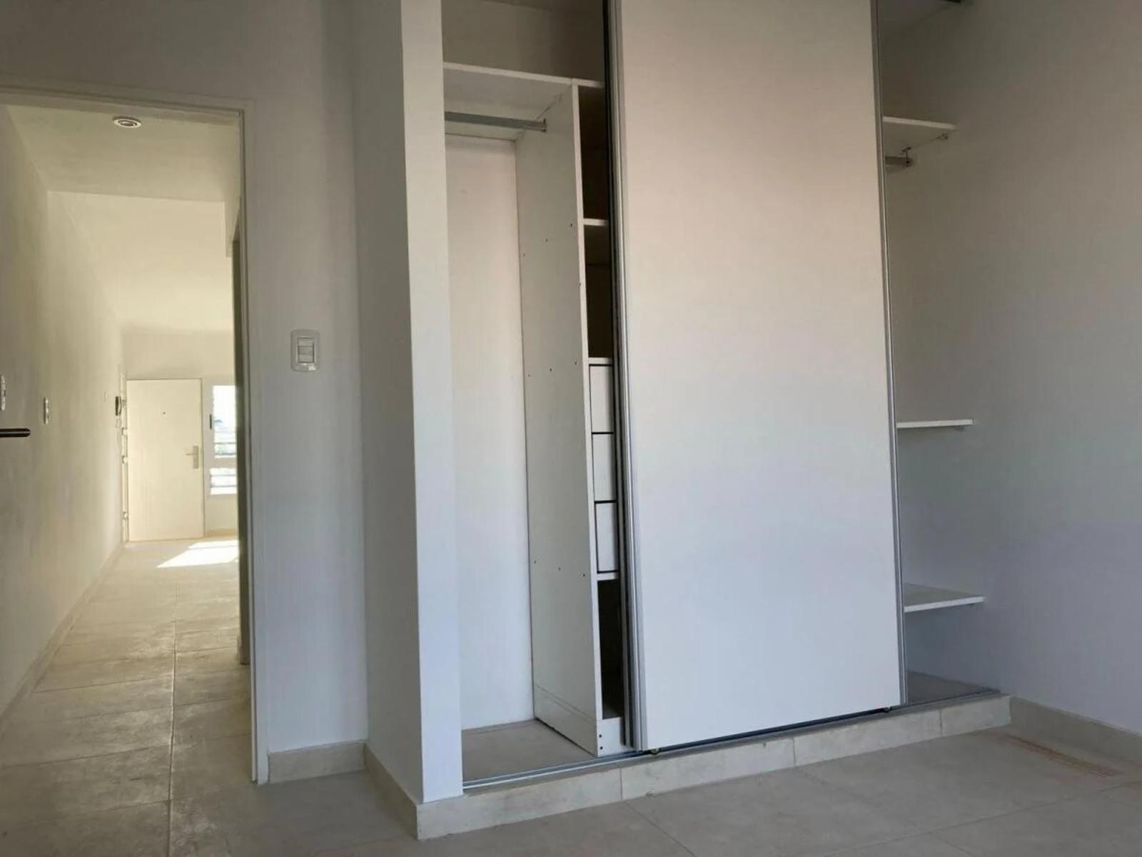 Departamentos de 2 Ambientes con Balcon en San Justo — foto 10