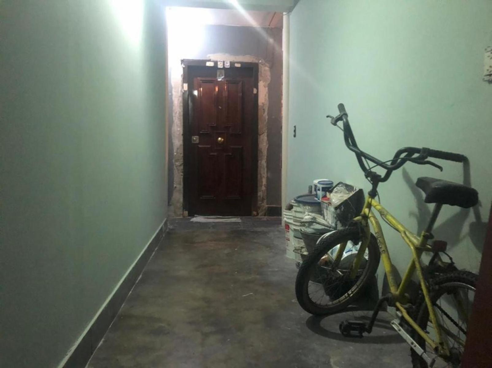 Excelente PH en planta baja al frente con local y cochera — foto 14