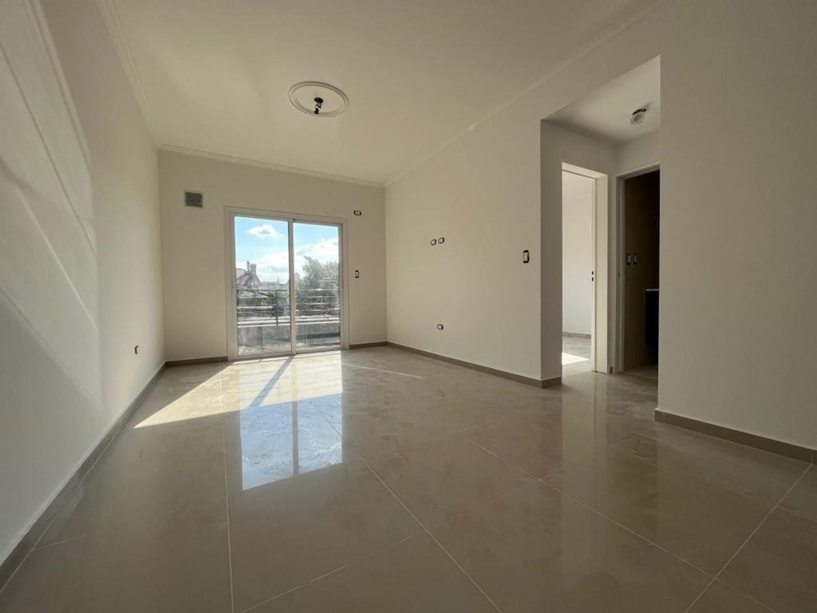 Departamentos de 2 ambientes a estrenar en segundo piso contrafrente por escalera. — foto 11