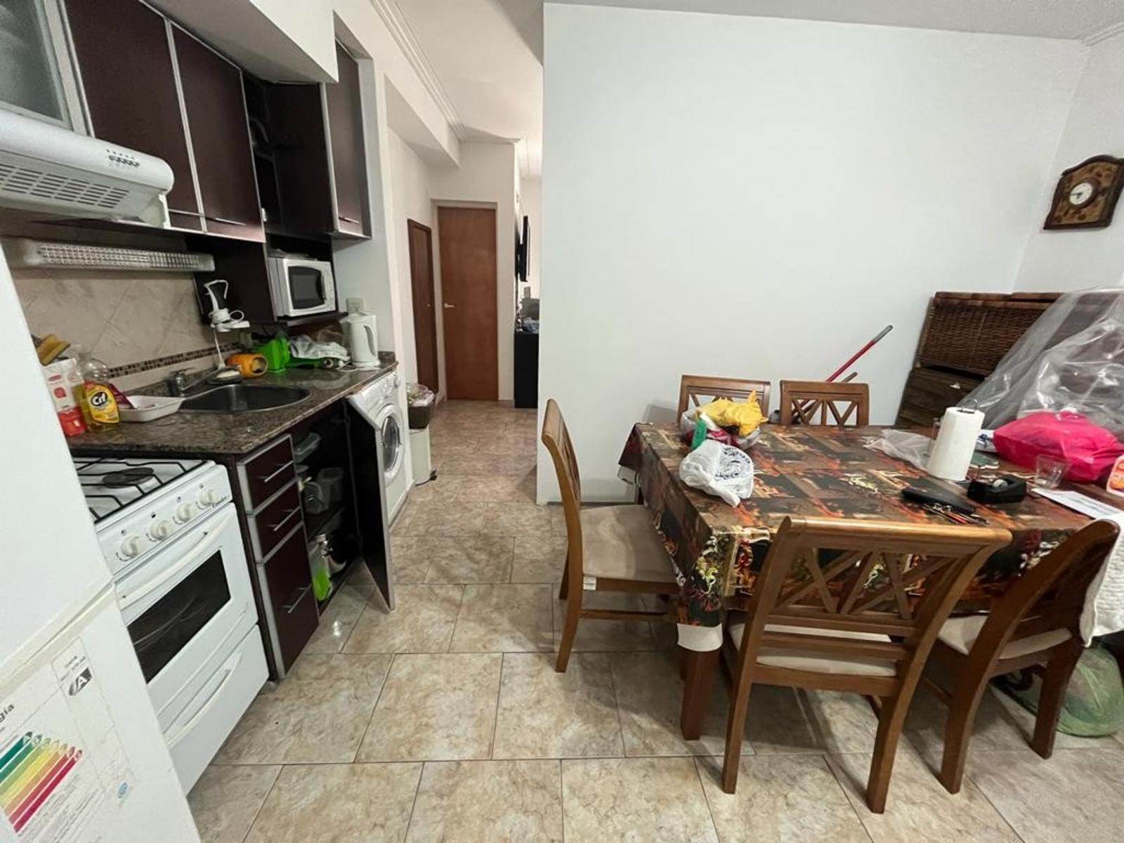 Excelente departamento monoambiente con balcón.