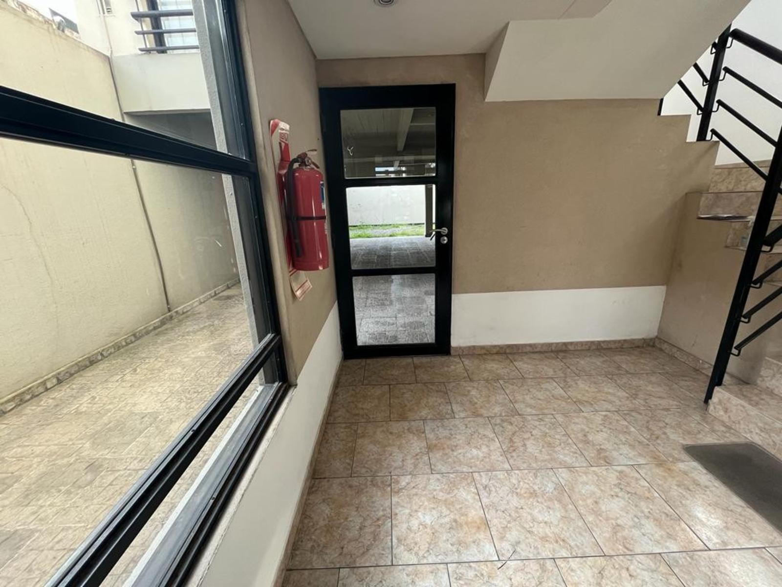 Excelente departamento monoambiente con balcón. — foto 6