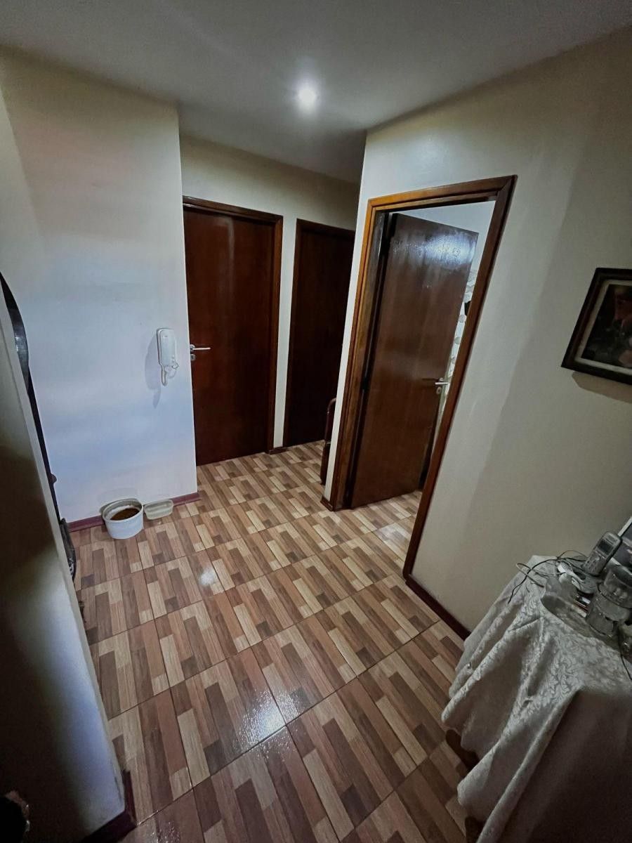 Casa en Lote Propio de 10 X 42 con Piscina y Quincho — foto 14