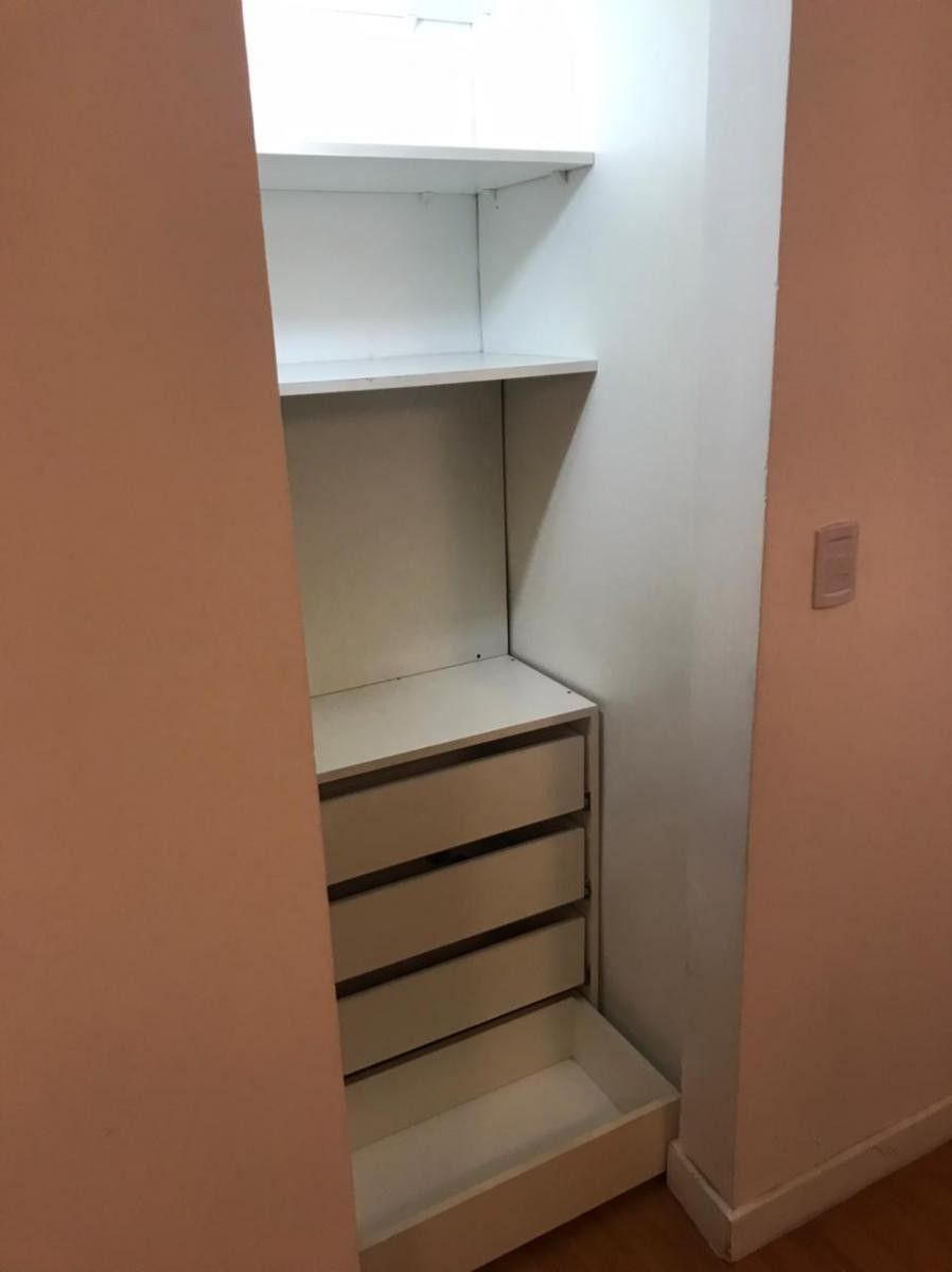 Venta de Monoambiente Reciclado con Cocina Separada — foto 6