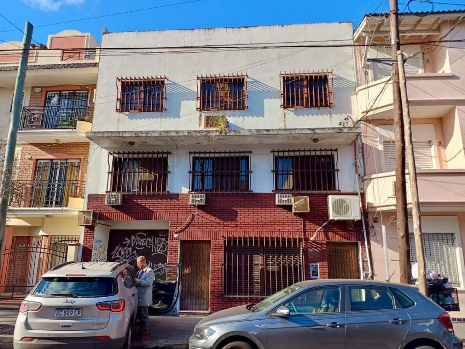 Galpon de 857 m² con Oficinas en Ramos Mejia — foto 2