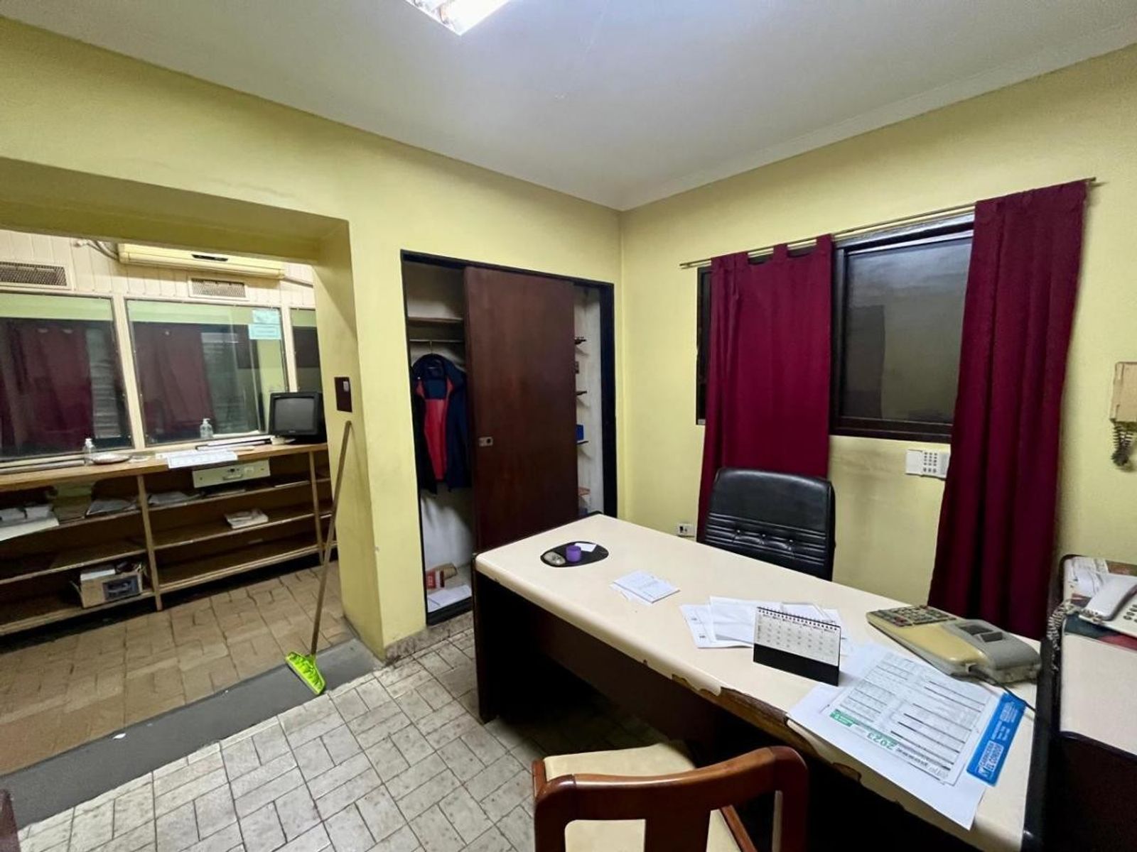 Galpon de 857 m² con Oficinas en Ramos Mejia — foto 7