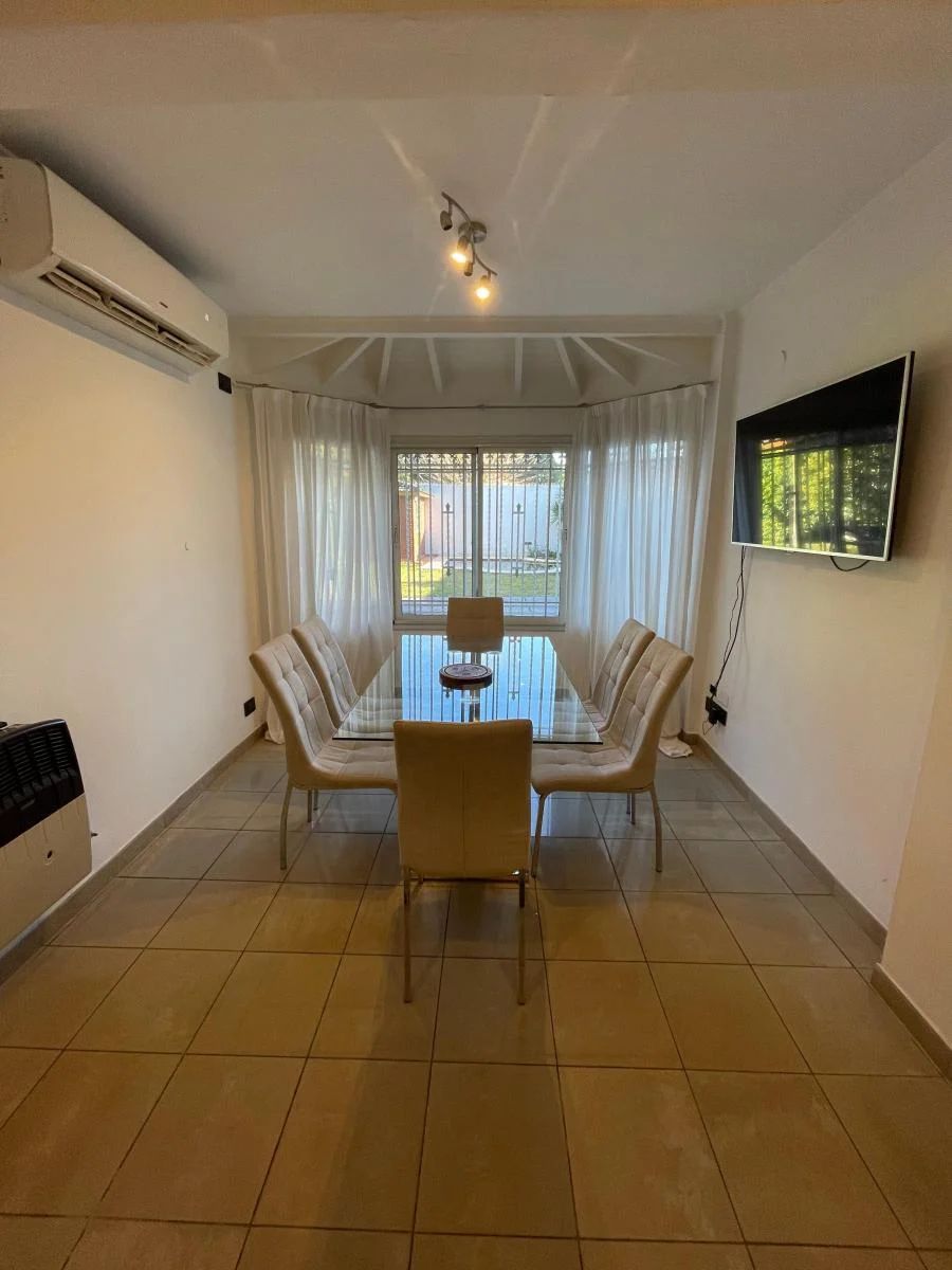 Chalet 4 Amb en Una Planta con Jardín y Pileta