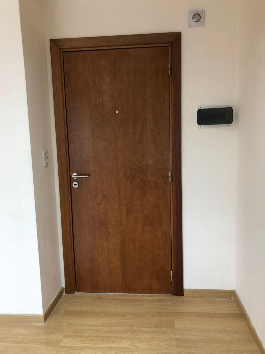 Monoambiente con Balcon y Cochera — foto 11