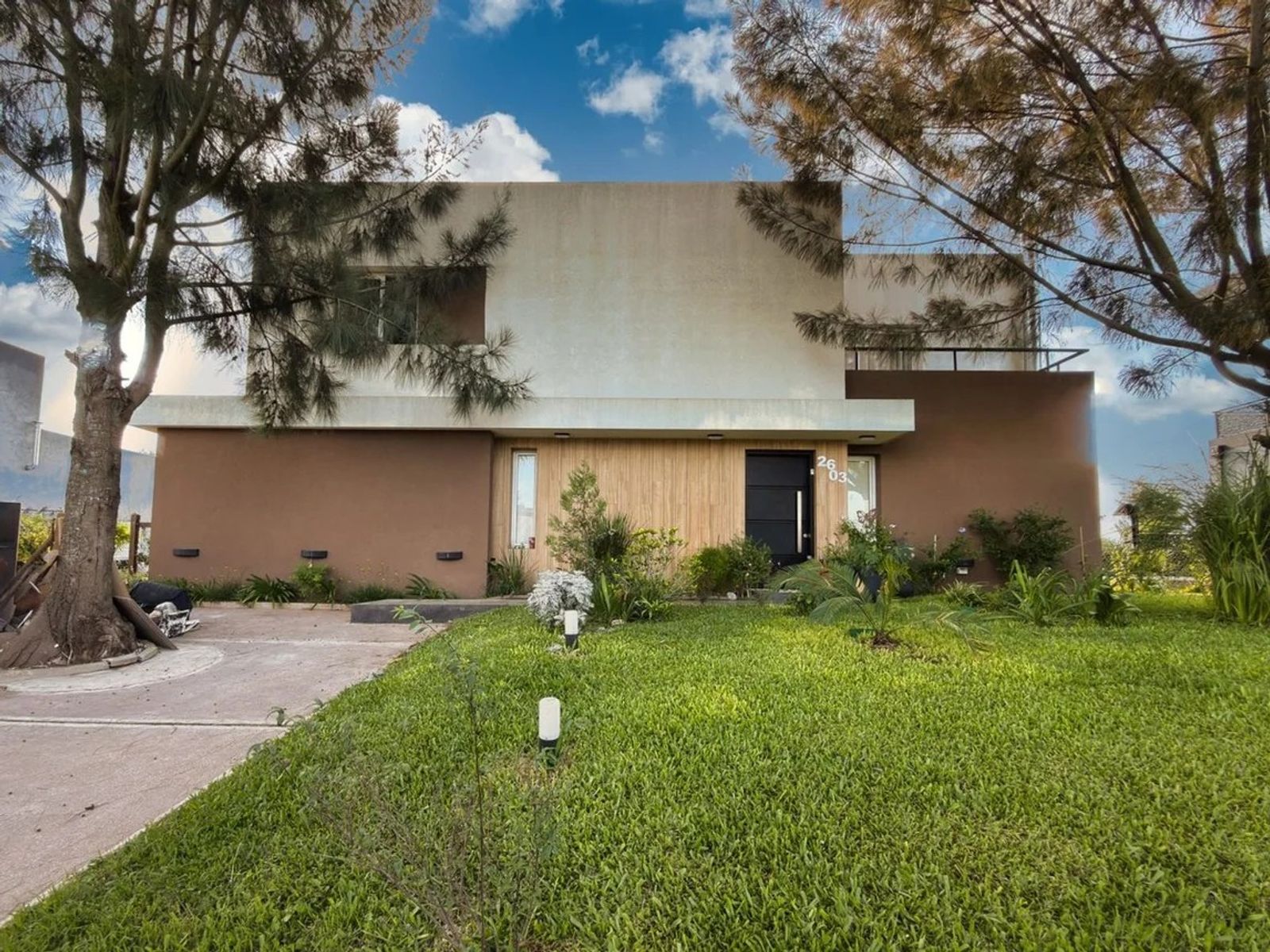 CASA EN VENTA 4 AMBIENTES SANTA RITA LOTE INTERNO - 18