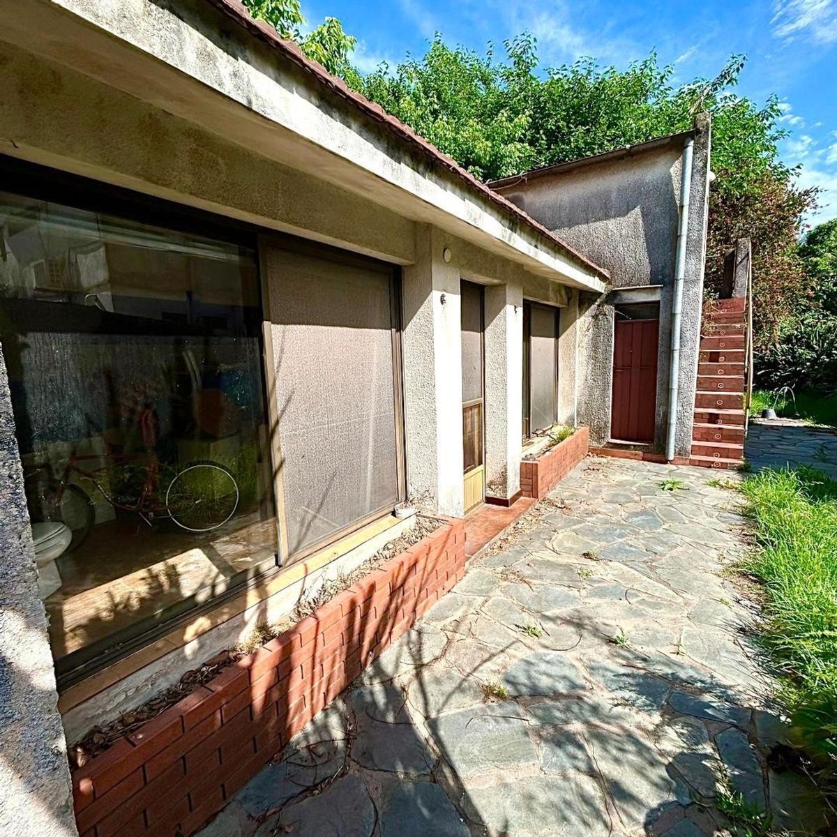 CASA EN VENTA 4 AMBIENTES EN TEMPERLEY - GARAJE, QUINCHO, FONDO LIBRE -LOTE 10.40X49 — foto 12