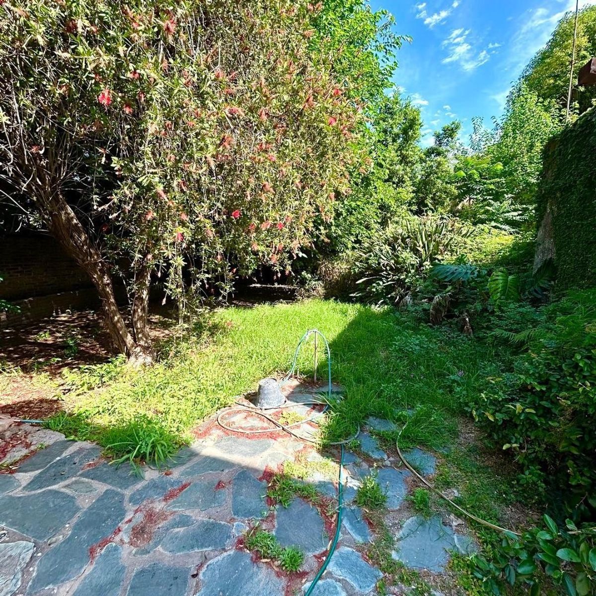 CASA EN VENTA 4 AMBIENTES EN TEMPERLEY - GARAJE, QUINCHO, FONDO LIBRE -LOTE 10.40X49 — foto 14