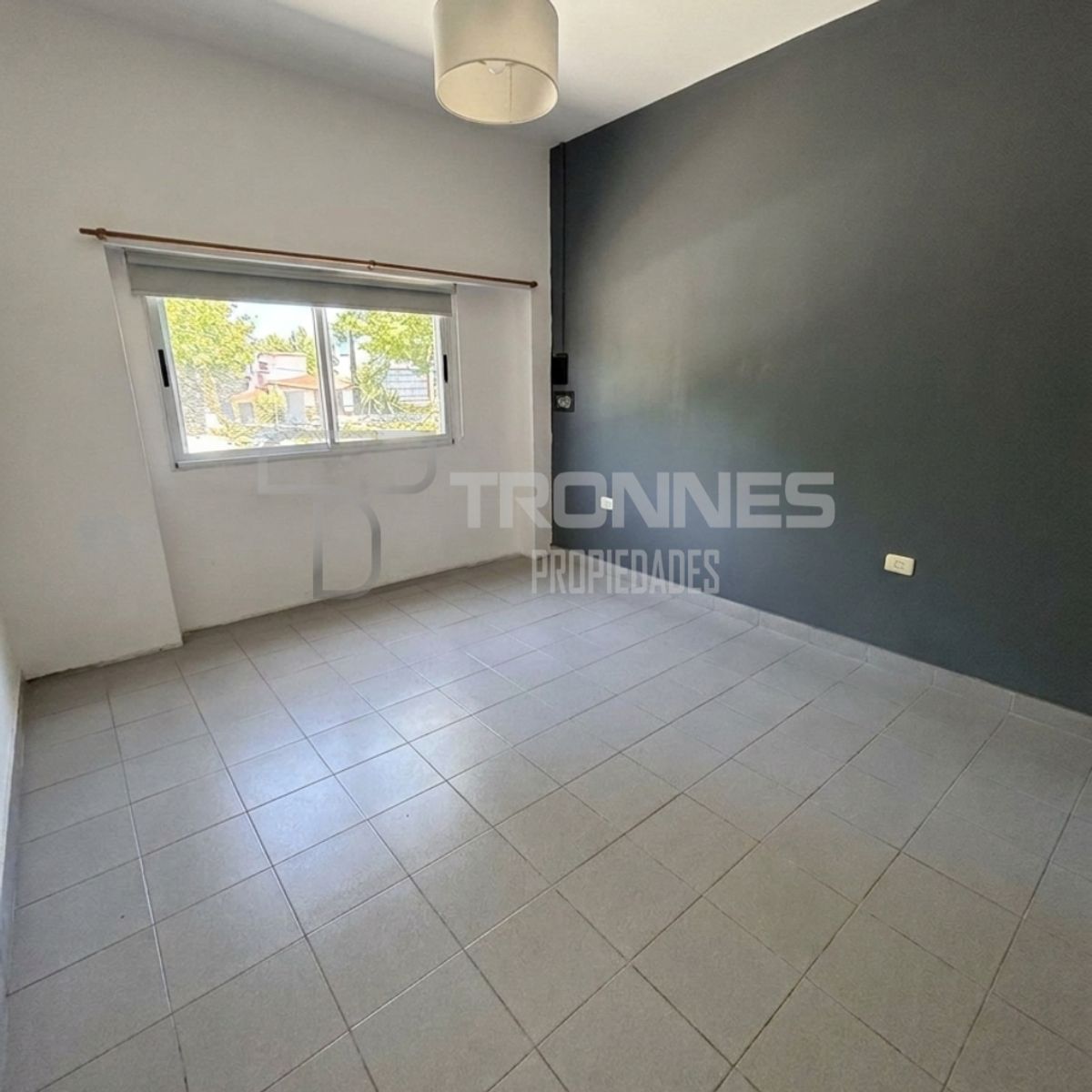 VENTA CASA 5 AMBIENTES - 4 DORMITORIOS , PATIO, TERRAZA Y BALCÓN - LOMAS DE ZAMORA — foto 11