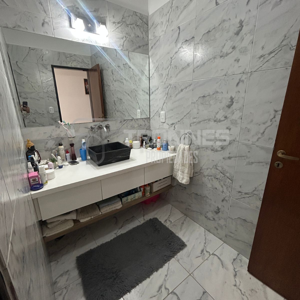 Venta Casa en Ph 5 Ambientes en 2 Plantas en Banfield - Garaje, Patio y Terraza - 23