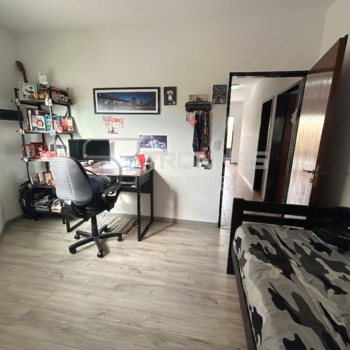 Venta Casa en Ph 5 Ambientes en 2 Plantas en Banfield - Garaje, Patio y Terraza - 26
