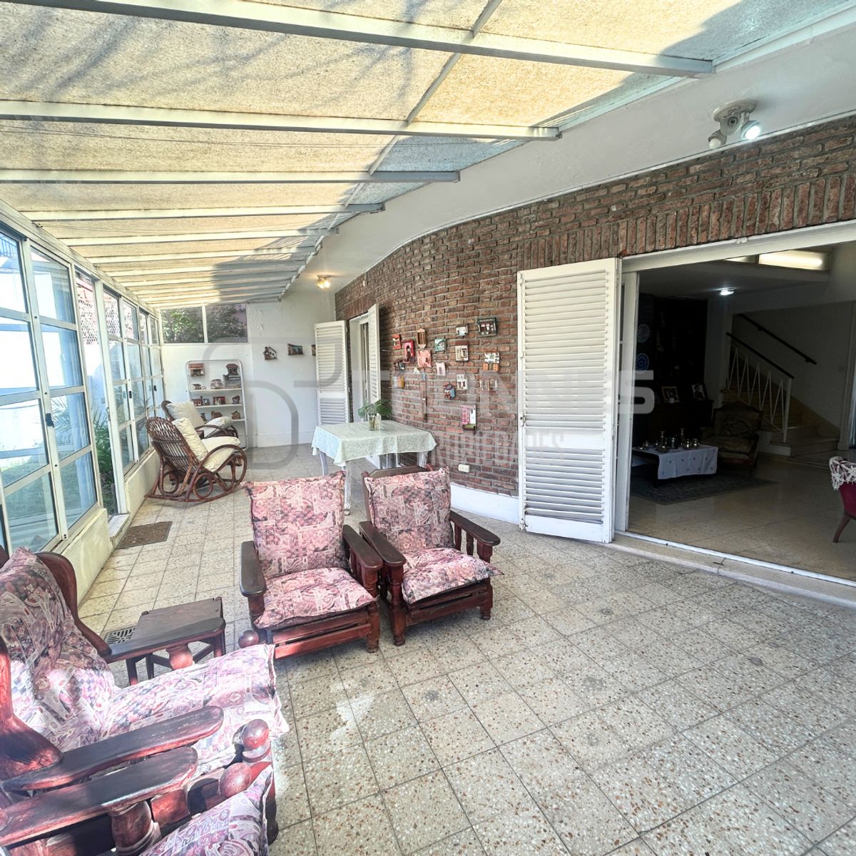 Venta - Casa 6 Ambientes en Dos Plantas, Sobre A. Alsina - Jardin, Pileta y Quincho - Lomas de Zamora - 7