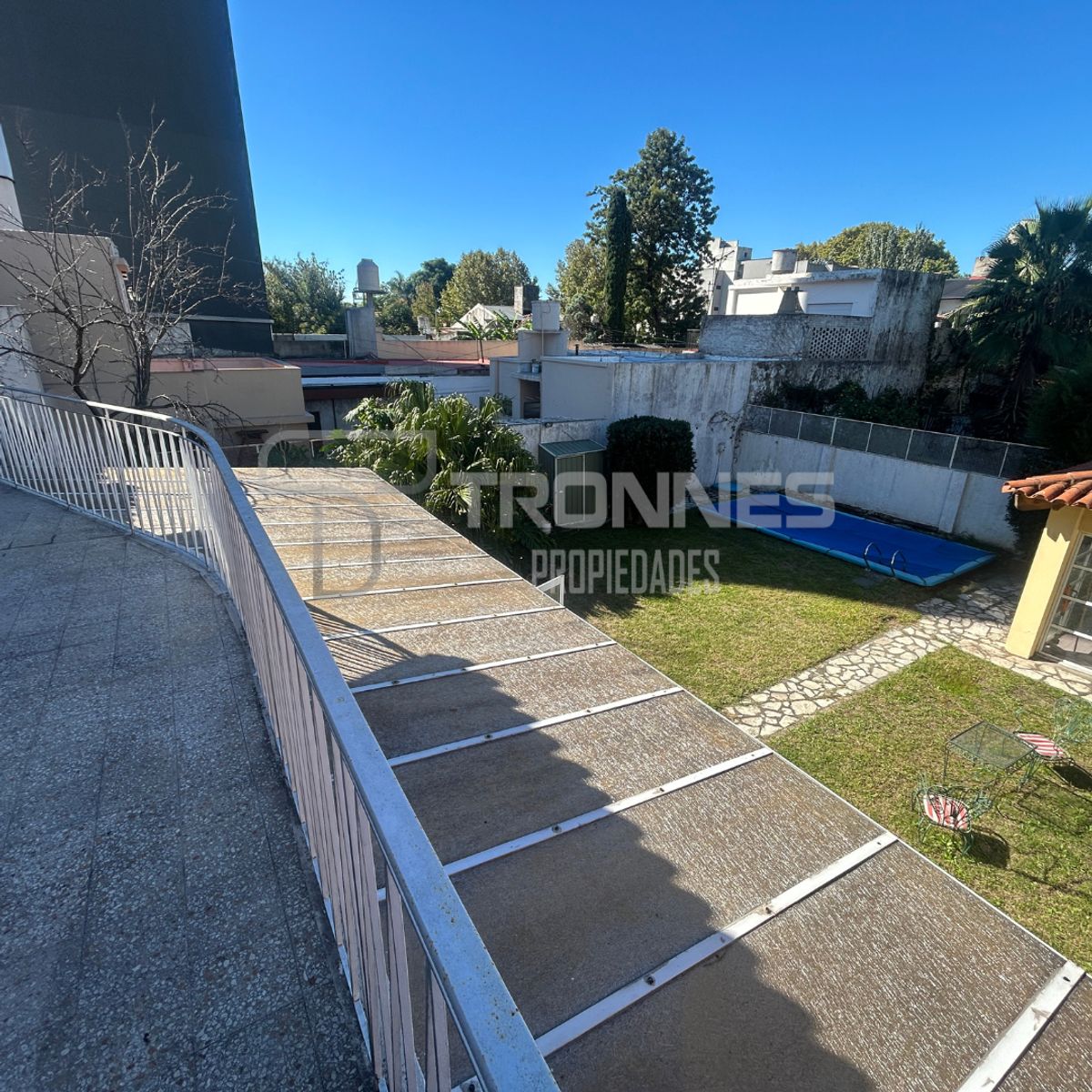 Venta - Casa 6 Ambientes en Dos Plantas, Sobre A. Alsina - Jardin, Pileta y Quincho - Lomas de Zamora - 20