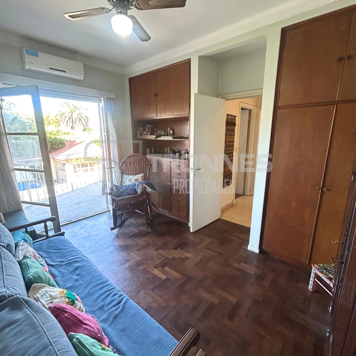Venta - Casa 6 Ambientes en Dos Plantas, Sobre A. Alsina - Jardin, Pileta y Quincho - Lomas de Zamora - 22