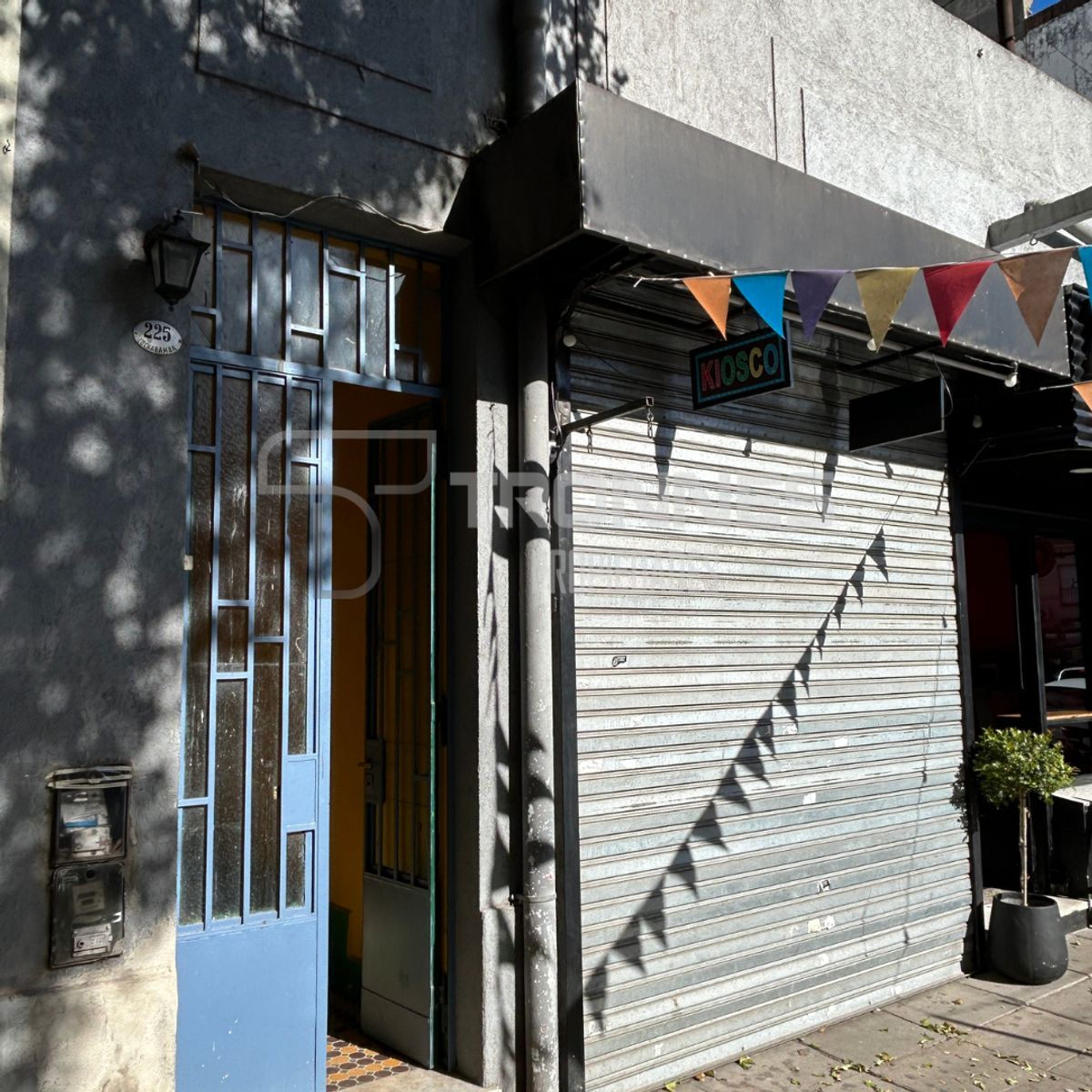 VENTA PH 2 AMBIENTES EN PLANTA ALTA IMPECABLE EN BANFIELD ESTE PLENO CENTRO COMERCIAL - SIN EXPENSAS - 18