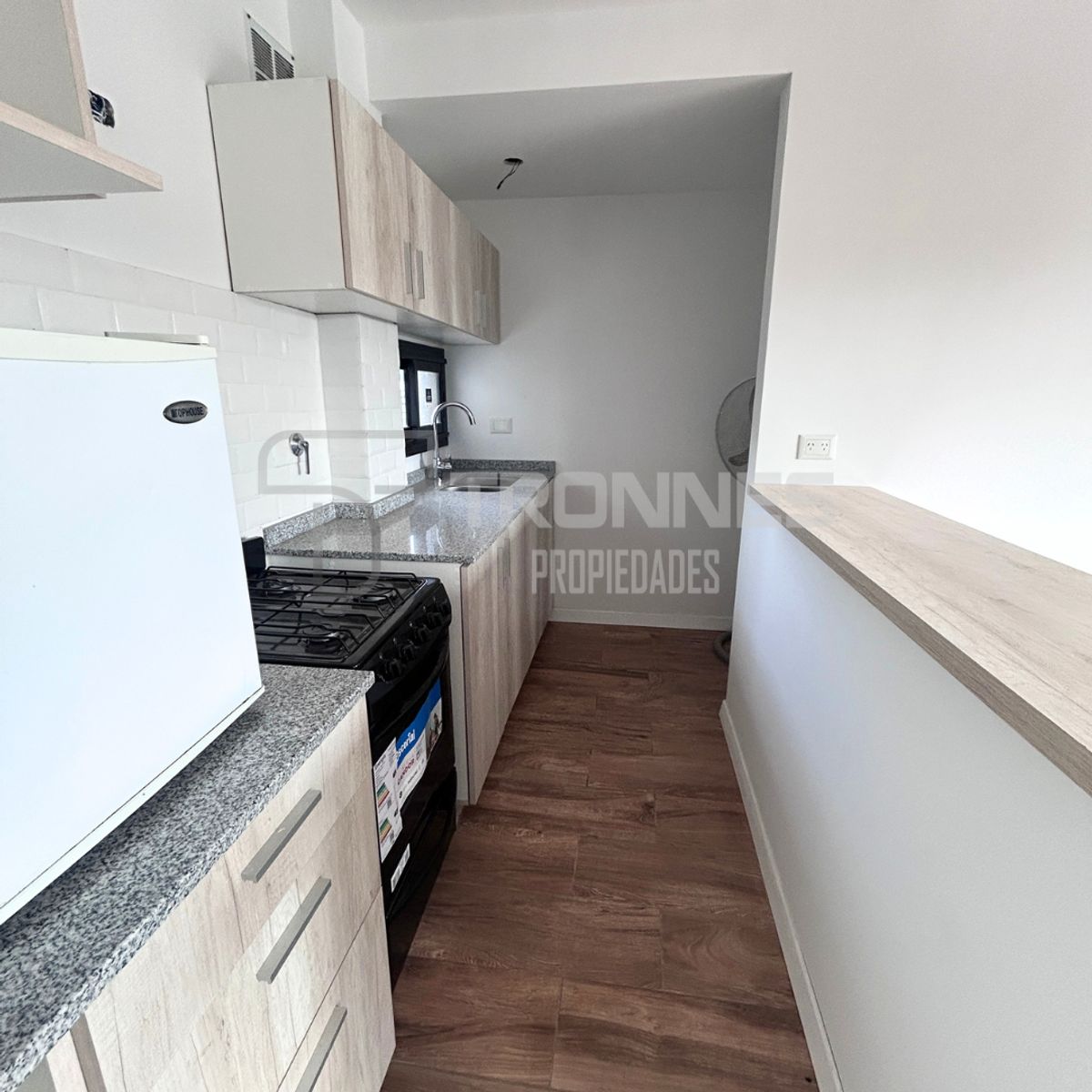 VENTA Departamento 2 Ambientes a estrenar - Al Frente - Con Balcon y Parrilla - Lanús Oeste - 11